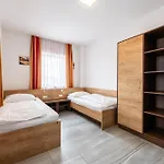 Wels Inn Hotel וולס