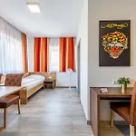 ゲストハウス Wels Inn Hotel 3*
