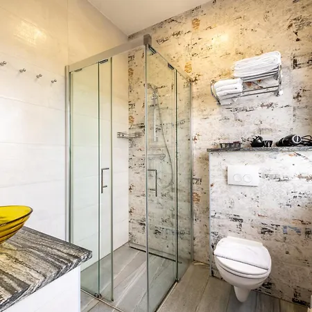 Wels Inn Hotel 3*
