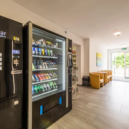 Πανσιόν Wels Inn Hotel