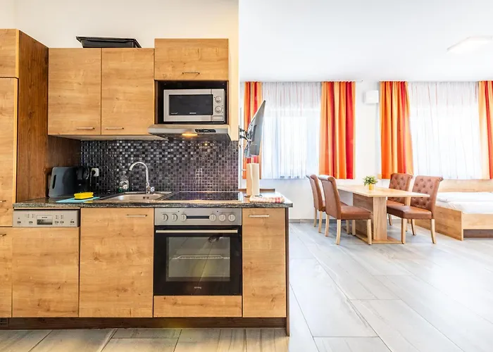 Wels Inn Hotel Πανσιόν